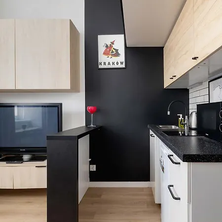 Apartmán Funkcjonalne Z Antresola Blisko Starego Miasta By Renters