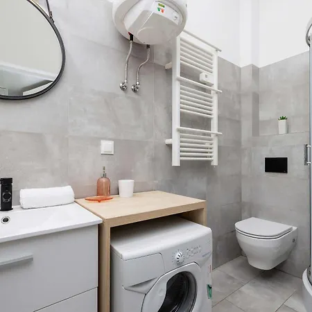 Funkcjonalne Z Antresola Blisko Starego Miasta By Renters *