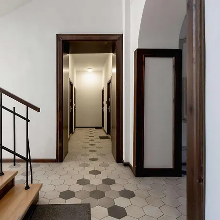 Apartmán Funkcjonalne Z Antresola Blisko Starego Miasta By Renters